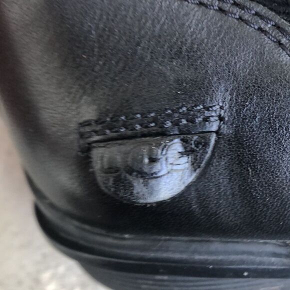 Ugg Brookfield  - Picture 10 of 10